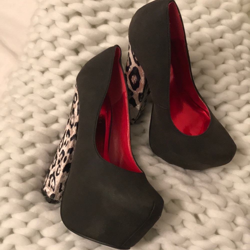 Black platform heels
